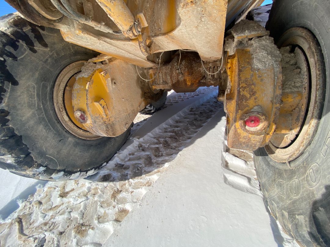 1997 MOXY MT-30 - Image 28